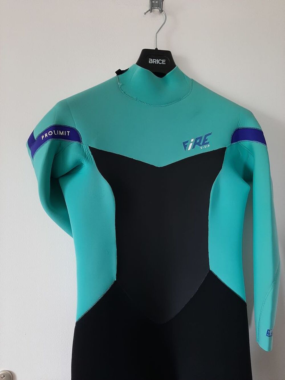 Combinaison int&eacute;grale n&eacute;opr&egrave;ne noir turquoise Sports
