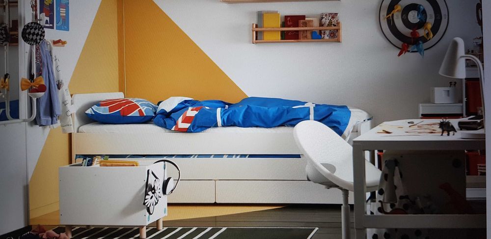 Lit simple 90x200 IKEA SLAKT Meubles