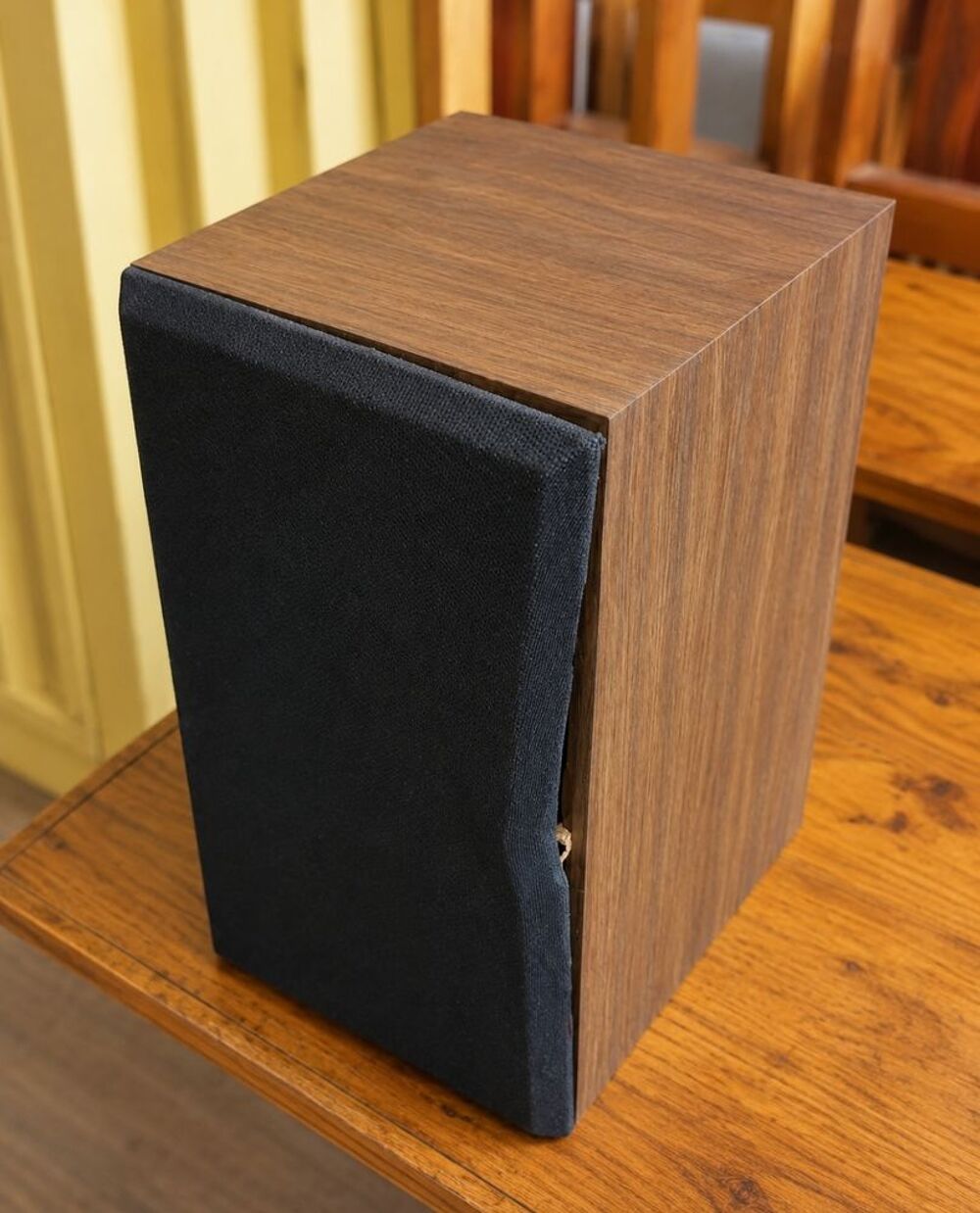 Ampli Luxman A-312 + 5 enceintes vintage ? 50 euros Meubles