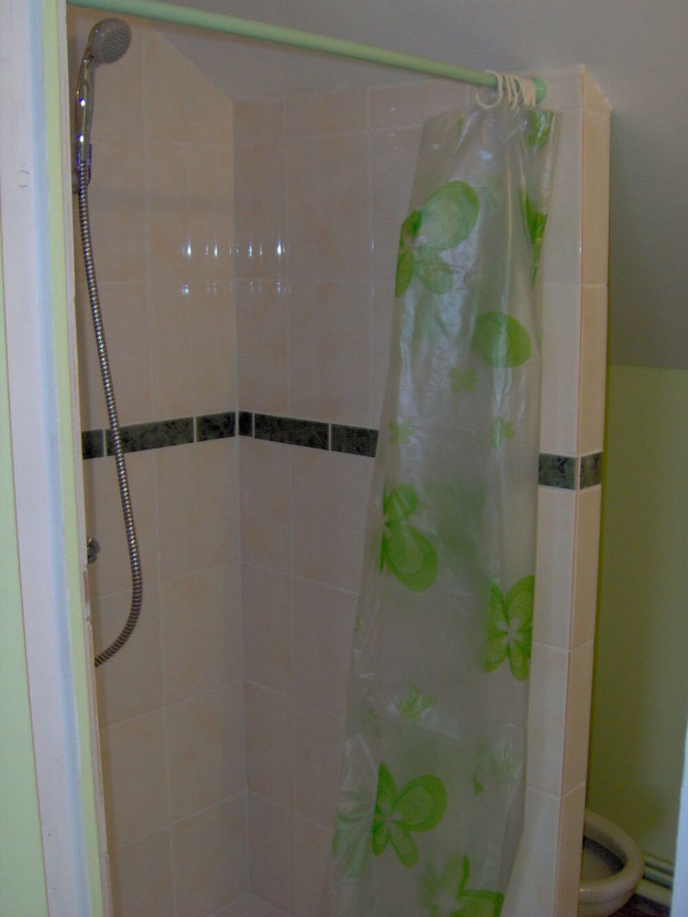 Location Appartement Studio 25m² à Angers proche CCI et Ifepsa Angers
