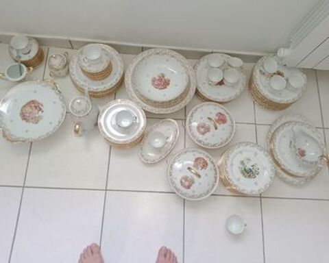 Lot de vaisselle en porcelaine de limoges Beautiran (33)