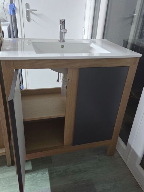 Ensemble Meubles et Vasque Sale de Bain
150 Marquette-lez-Lille (59)