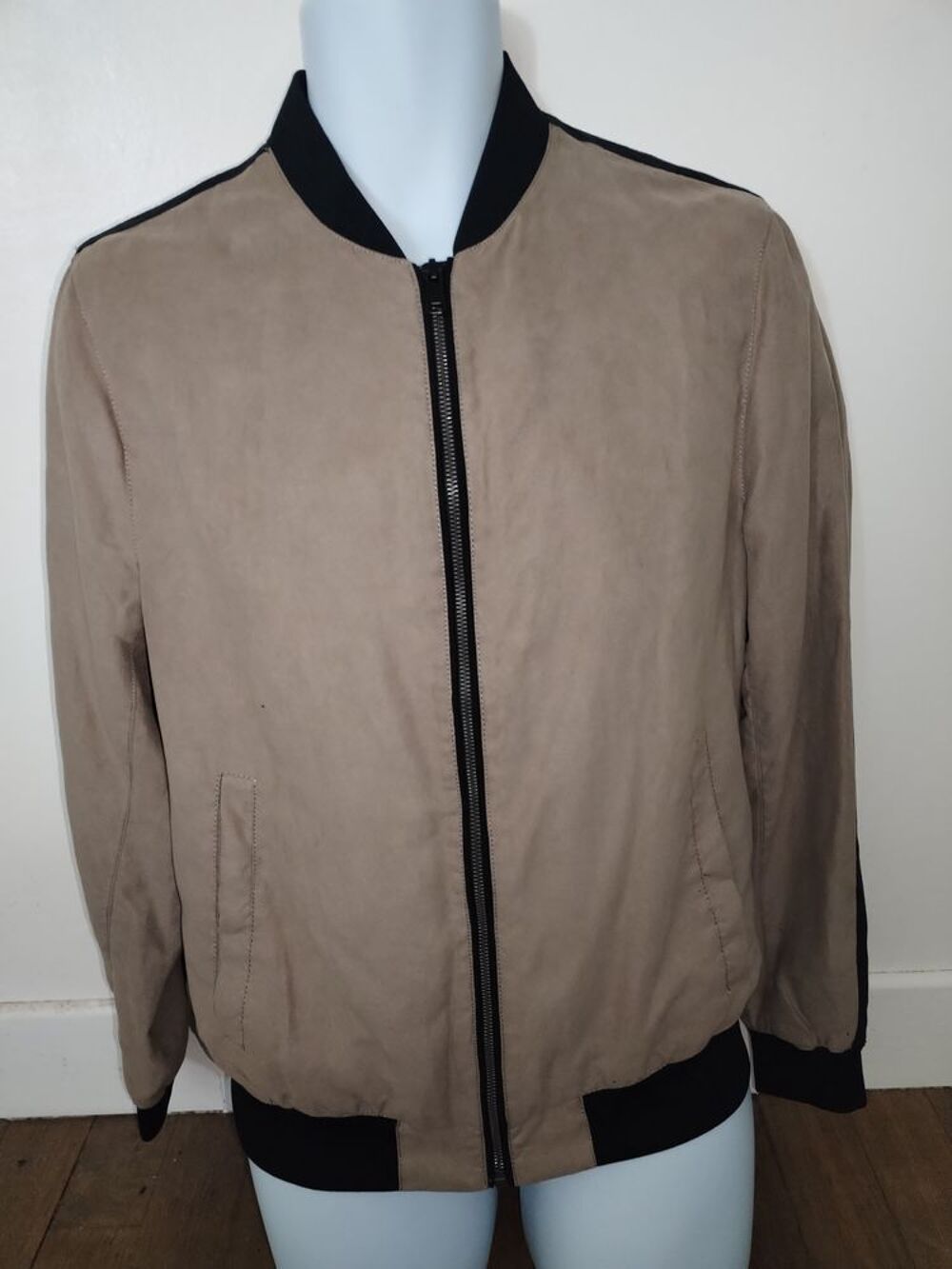 Blouson ZARA daim Taille M Vêtements