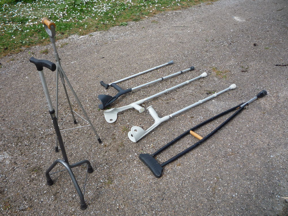 B&eacute;quille/d&eacute;ambulateur/canne Bricolage