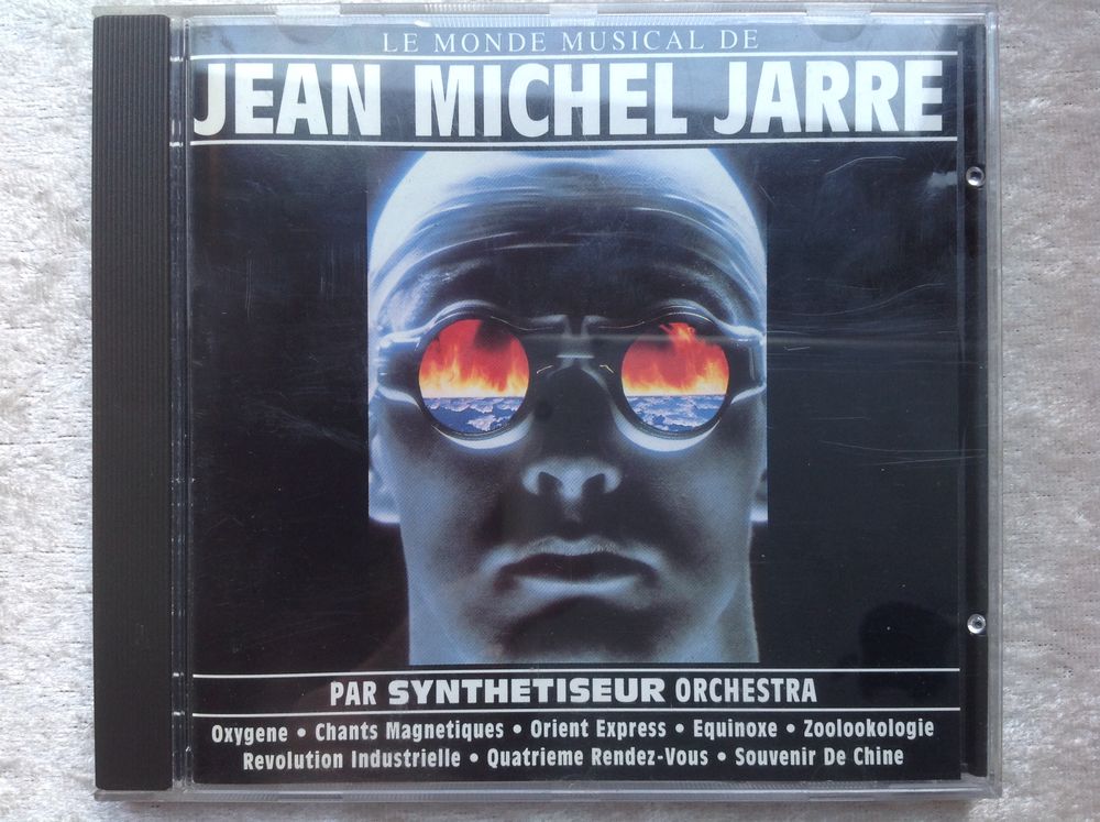 LE MONDE MUSICAL DE JEAN MICHEL JARRE Envoi Possible
CD et vinyles