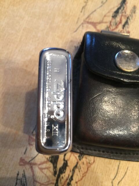 Briquet ZIPPO authentique avec �tui cuir noir 30 La Mulati�re (69)