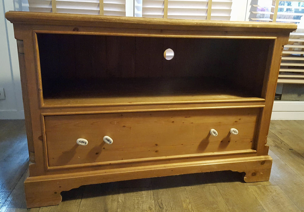 Meuble Anglais TV/Hifi de chez British D&eacute;co Meubles