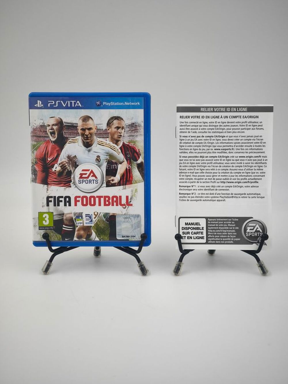 Jeu PS Vita Fifa Football en boite, complet Consoles et jeux vidéos