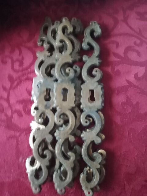 Ferrure porte de placard 2 L'Hermitage (35)