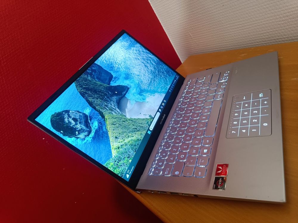 Ordinateur asus vivobook windows 11 ryzen 5 14 pouces de 202 Matériel informatique