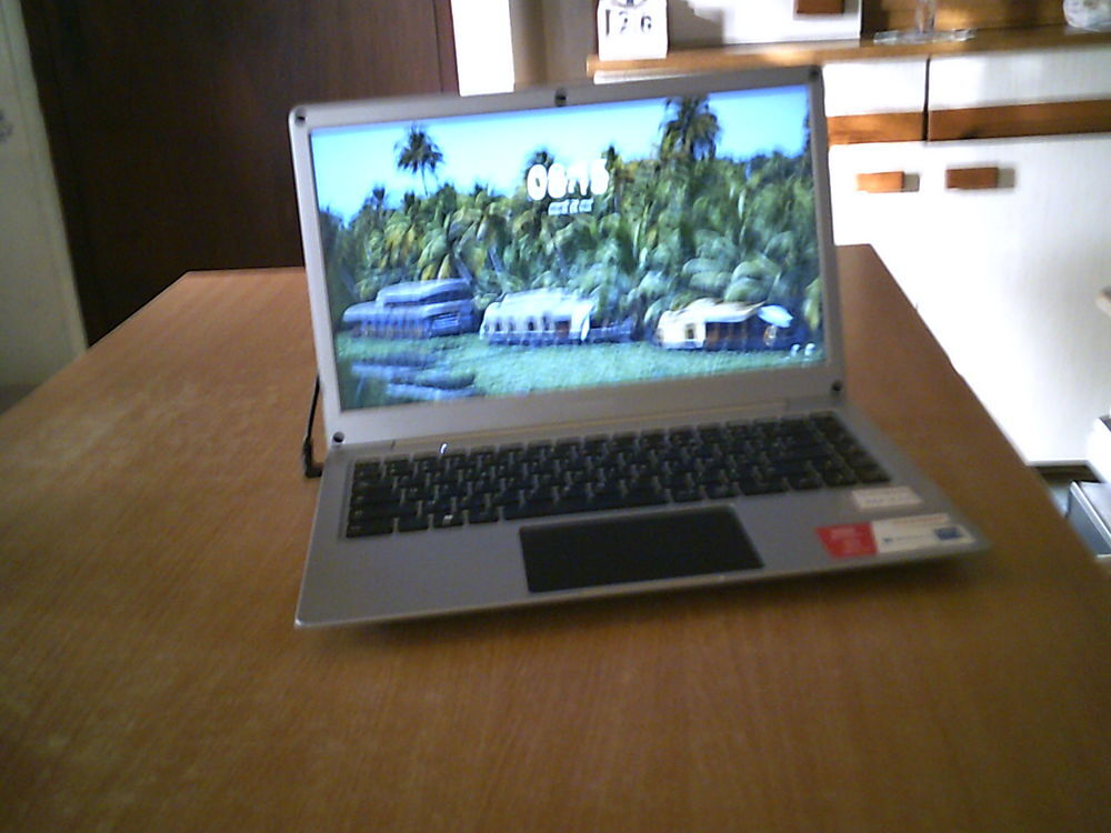 un ordinateur portable thomson windows 11 Matériel informatique
