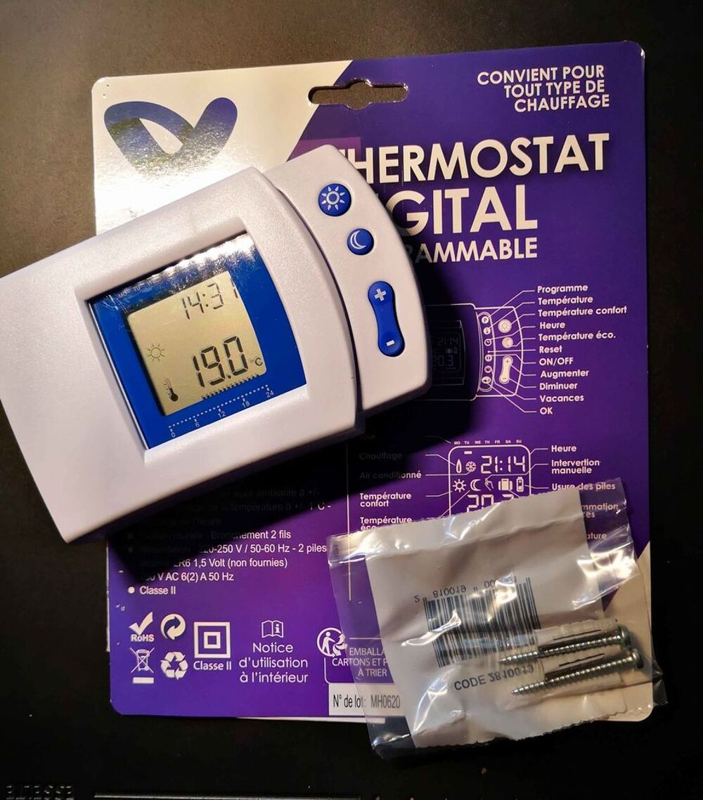 Thermostat &eacute;lectronique digital programmable hebdomadaire Bricolage