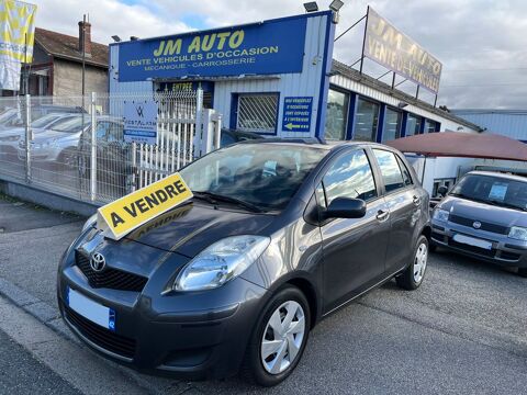 Annonce voiture Toyota Yaris 5490 €