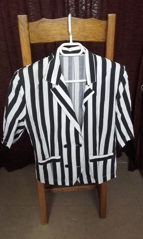 Veste 3/4 blanche ray noir 8 tampes (91)