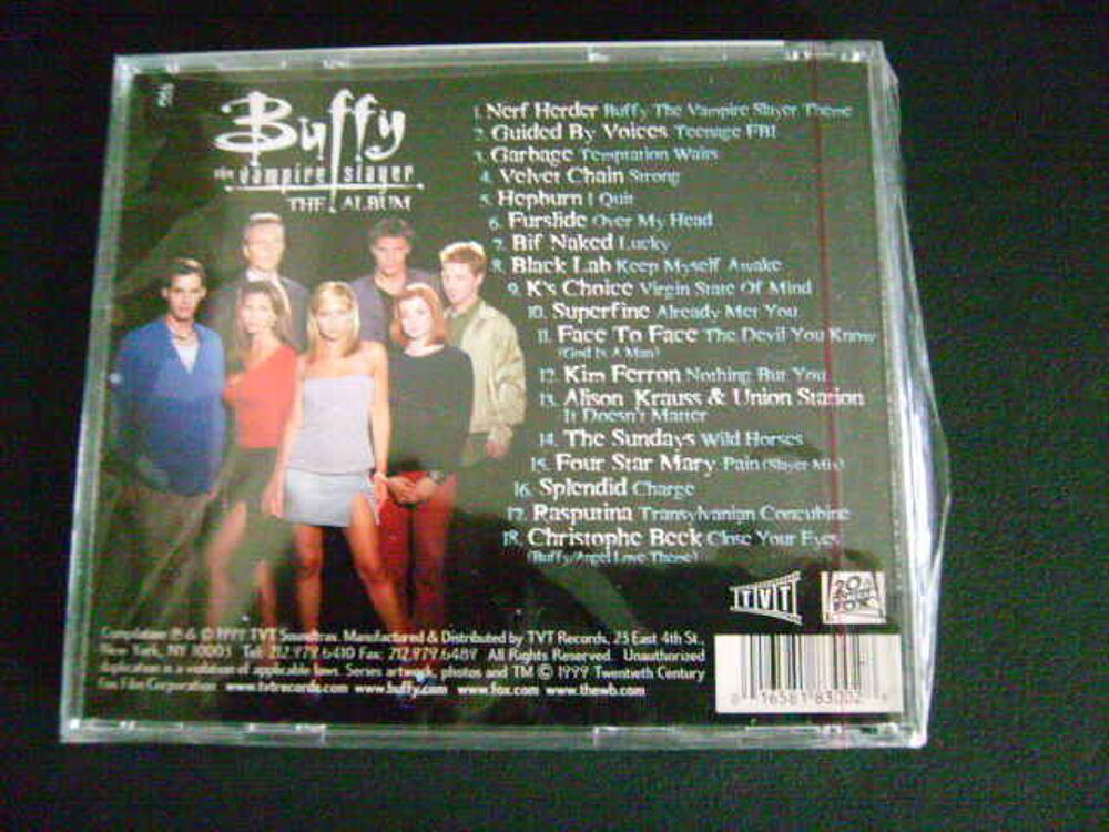 CD MUSIQUE SERIE "BUFFY Chasseuse de Vampires" CD et vinyles