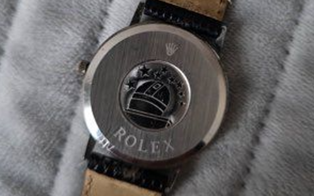 jolie montre a quartz Bijoux et montres