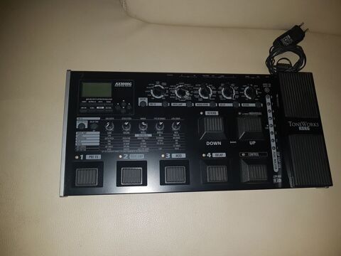Pdalier multi-effets KORG AX3000G pour guitare 180 Crteil (94)