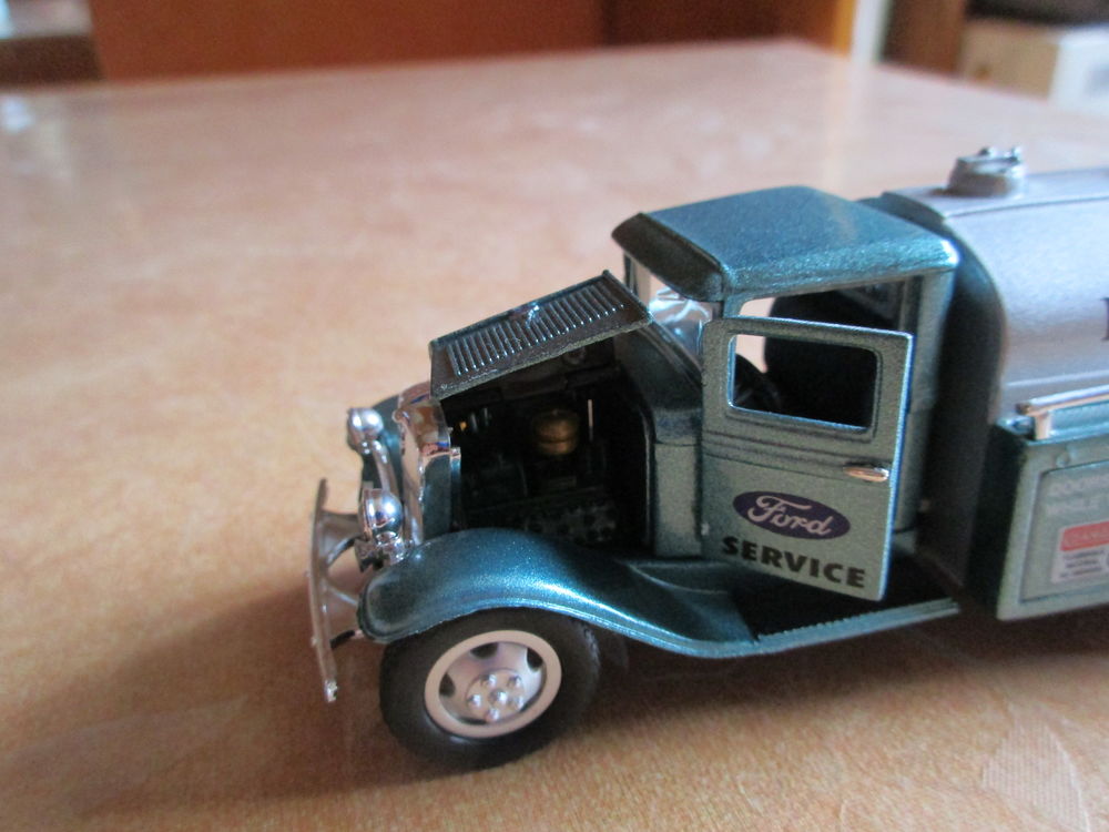 camion citerne ford de 1934 