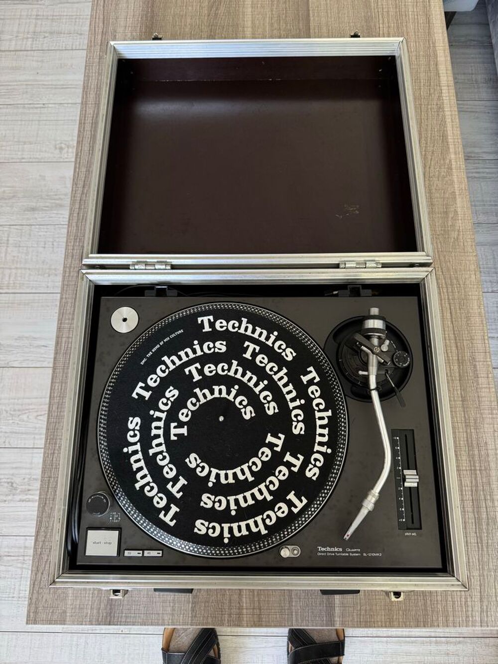 Platine Vinyle Technics SL1200 MK2 Audio et hifi