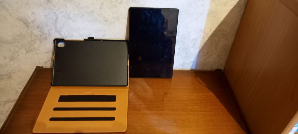 TABLETTE LENOVO M10 PLUS FHD 128GO 
Téléphones et tablettes