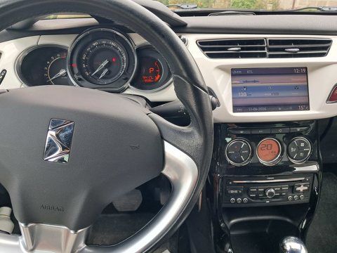 Citroen ds3 Citro&euml;n  VTi 120 So Chic A