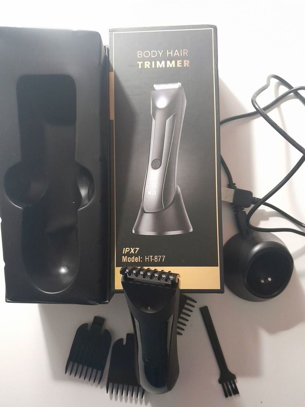 TONDEUSE BODY HAIR TRIMMER Electroménager