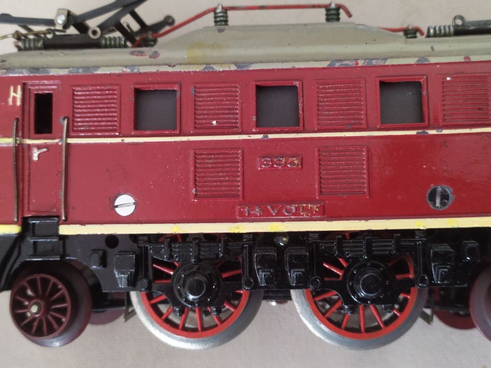 Echelle O - Fleischmann locomotive &eacute;lectrique type E19 rouge 