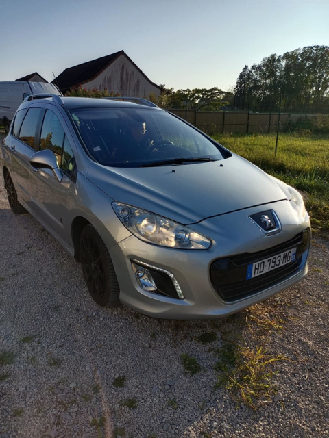 Peugeot 308 sw 1.6 e-HDi 112ch FAP Série Sp&eacu
