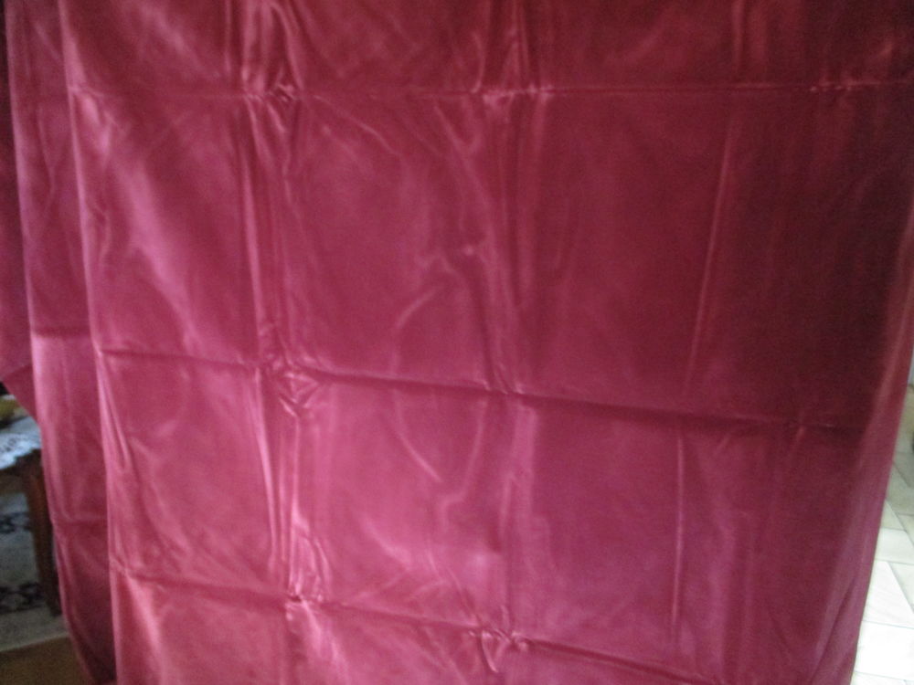 TOP AFFAIRE 32 m&egrave;tres velours ras a 50e Décoration