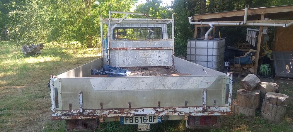MB 100 SPRINTER CHASSIS CAB 209 CDI 32 2.8t 1993 occasion 16380 Chazelles
