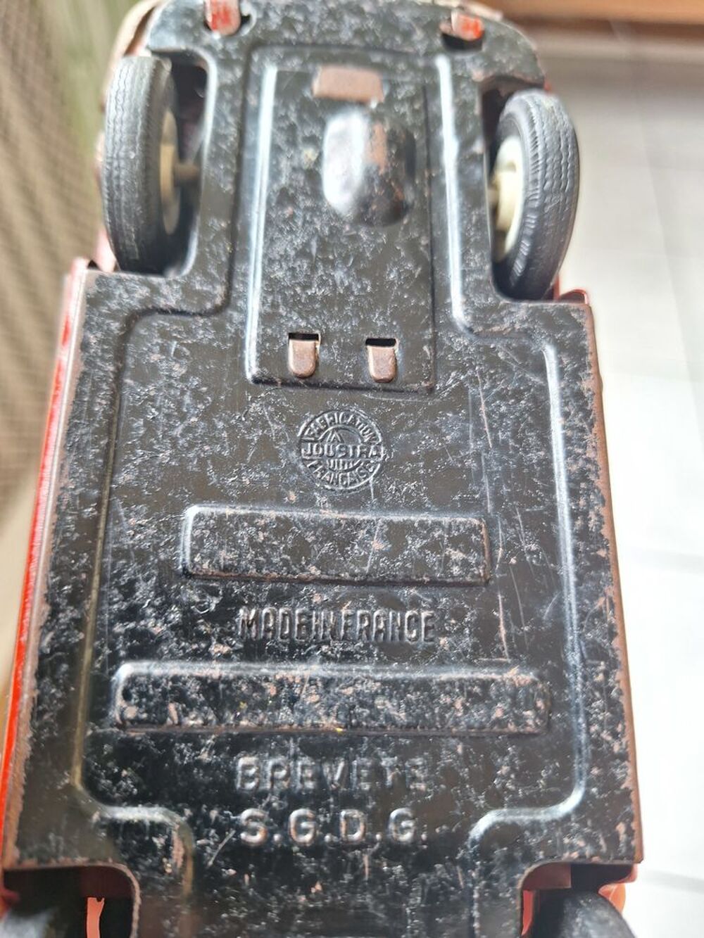 Voiture vintage Joustra caravelle Renault Jeux / jouets
