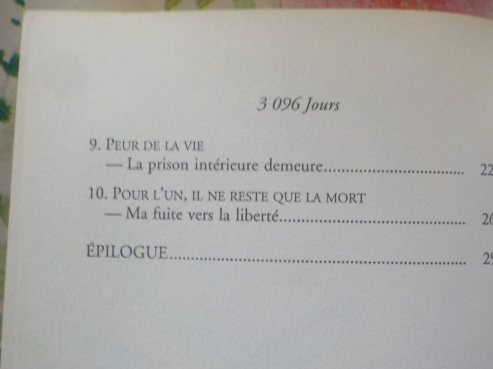 3096 JOURS par Natasha KAMPUSCH Ed. de Noyelles Livres et BD