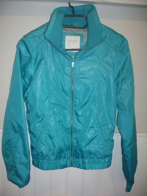 BLOUSON TAILLE S JENNYFER 10 Le Versoud (38)