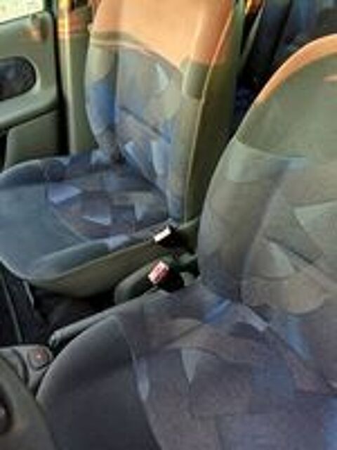 Clio II Clio 1.2i RTE 1998 occasion 57360 Amn&eacute;ville