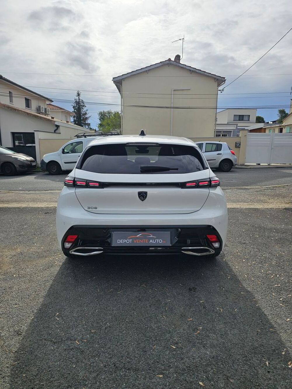 308 BlueHDi 130ch S&S EAT8 Allure 2023 occasion 33560 Carbon-Blanc