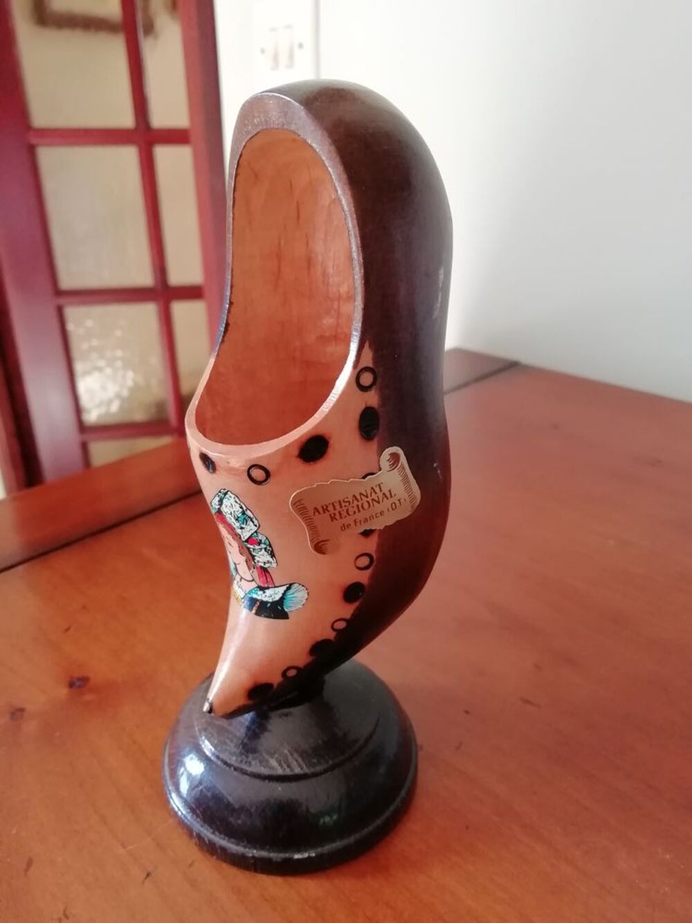 Sabot sur socle issu de l'artisanat local Décoration