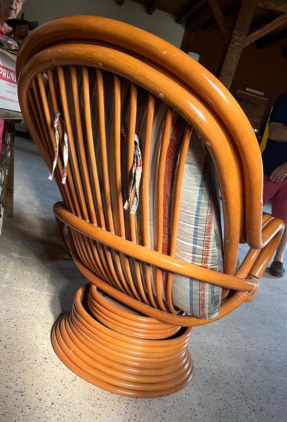 de deux fauteuils vintage en rotin Meubles