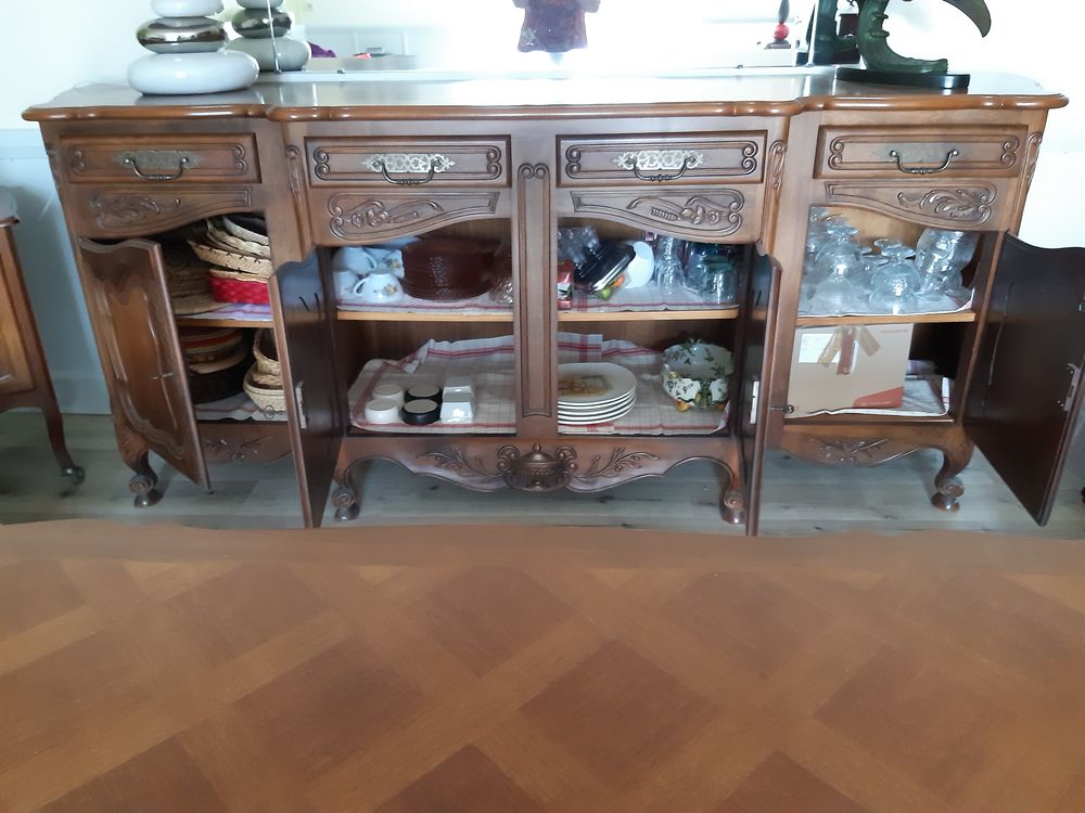 SALLE A MANGER Meubles