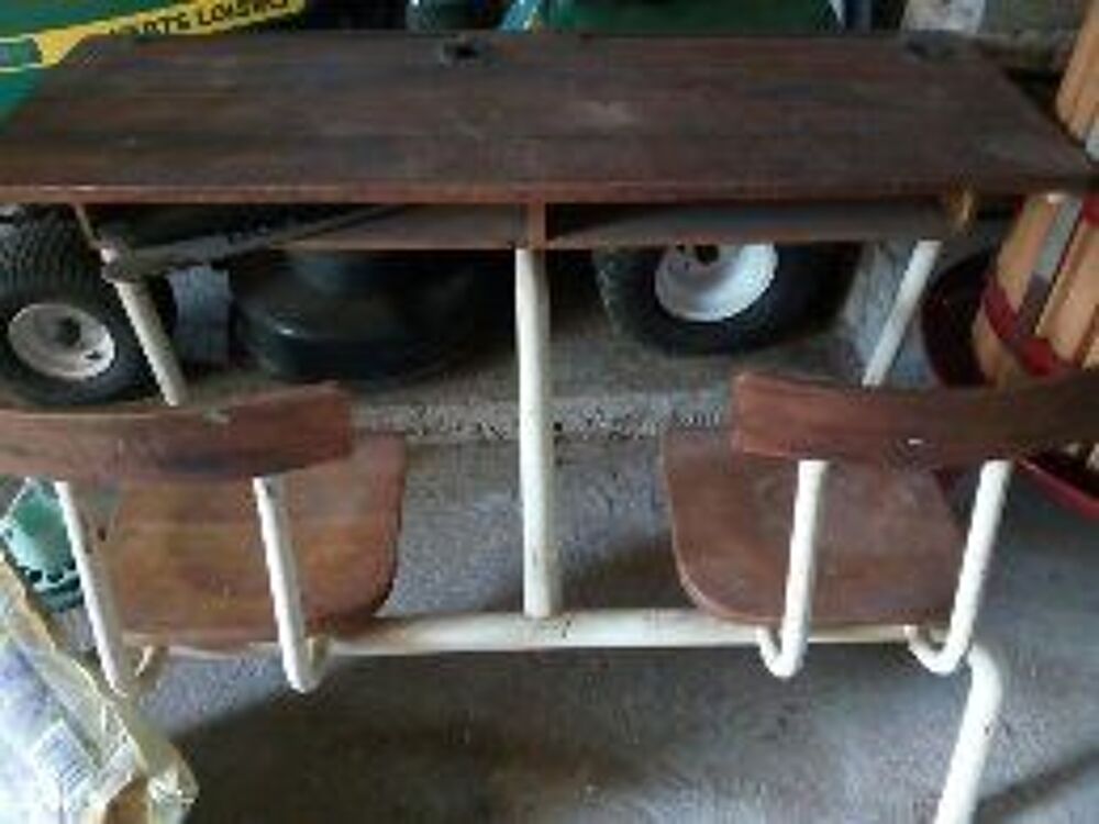 bureau d'&eacute;colier ancien Meubles