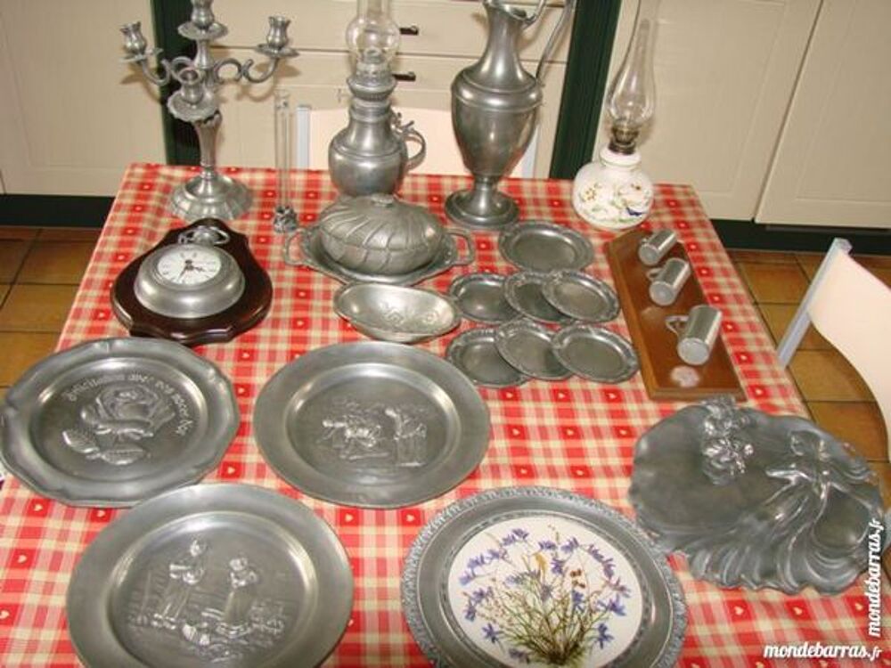 ETAINS Décoration