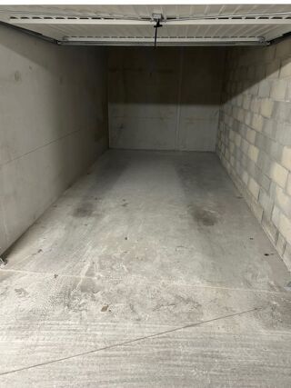  Parking / Garage � louer 13 m�