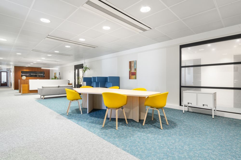   Louez un grand espace de bureau pour 50 personnes à LA DÉFENSE, Tour Ariane Puteaux Puteaux