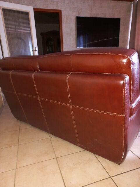 Canap 3 places, canap 2 places, fauteuil cuir bordeaux 800 Laon (02)