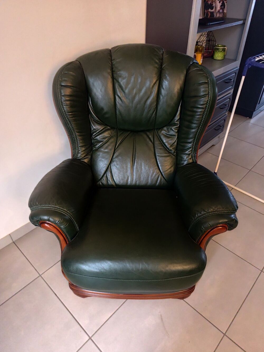 Fauteuil cuir vert Meubles