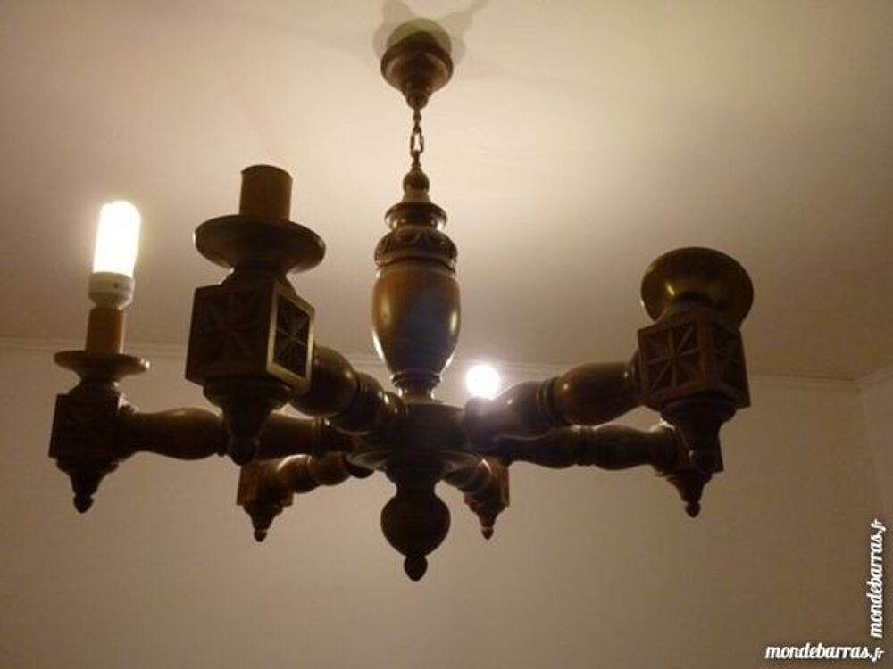 LUSTRE EN BOIS A 6 BRANCHES Décoration