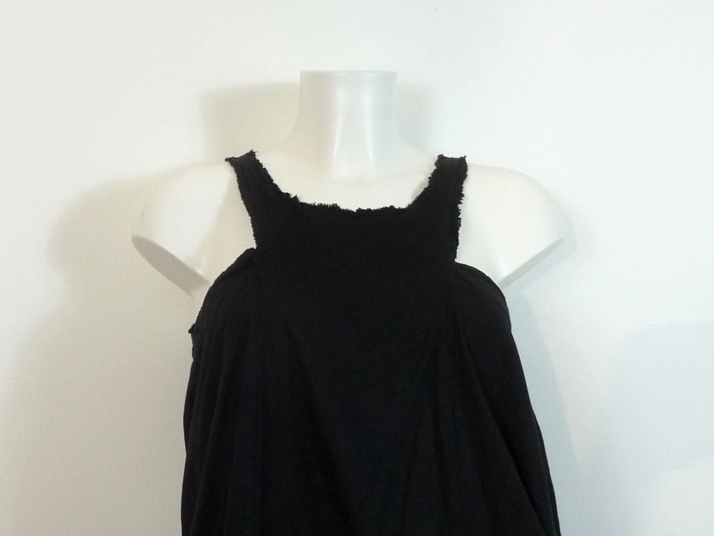 Robe/ Tunique Evas&eacute;e Noir sans manches Vêtements