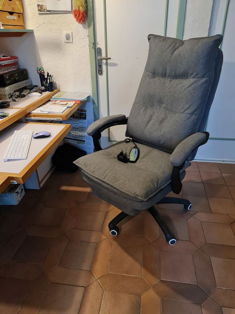  FAUTEUIL DE BUREAU (massant) NEUF Meubles