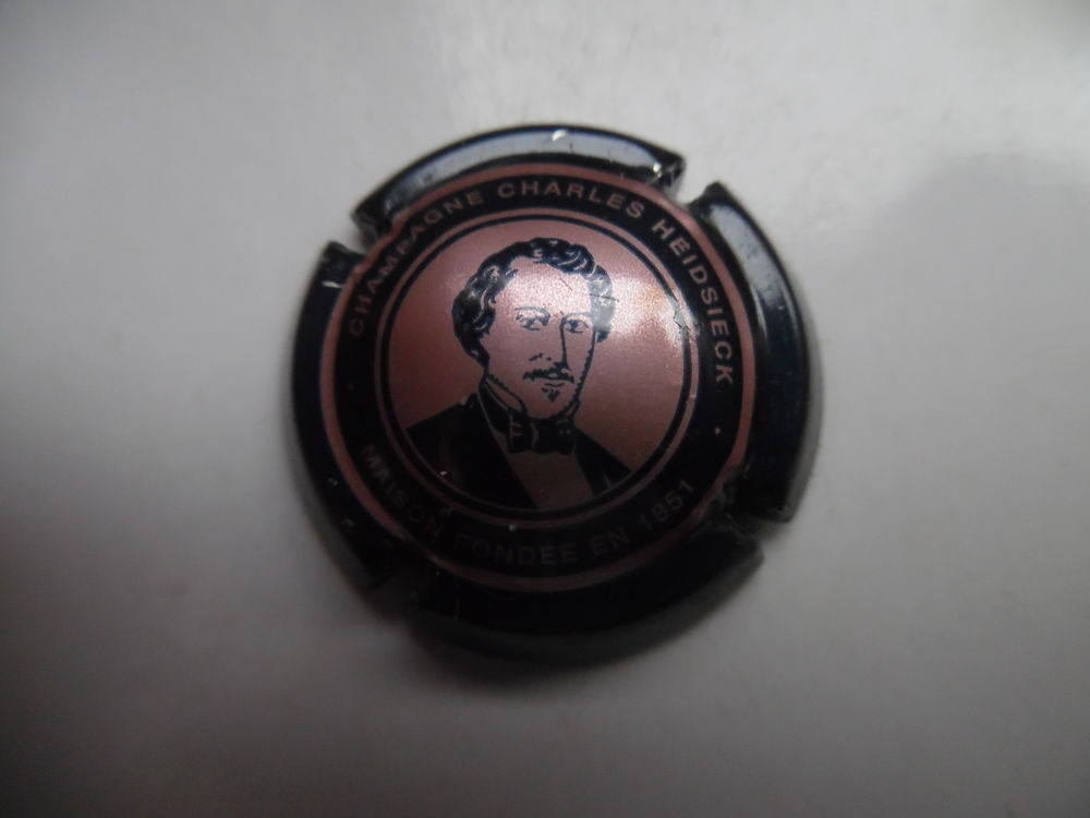 Champagne CHARLES-HEIDSIECK "Cercle central int&eacute;rieur or". 
