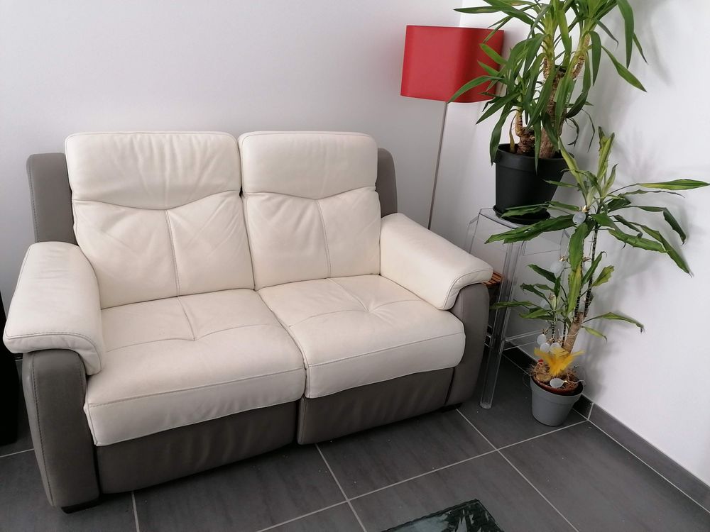 Magnifique canap&eacute; cuir Meubles