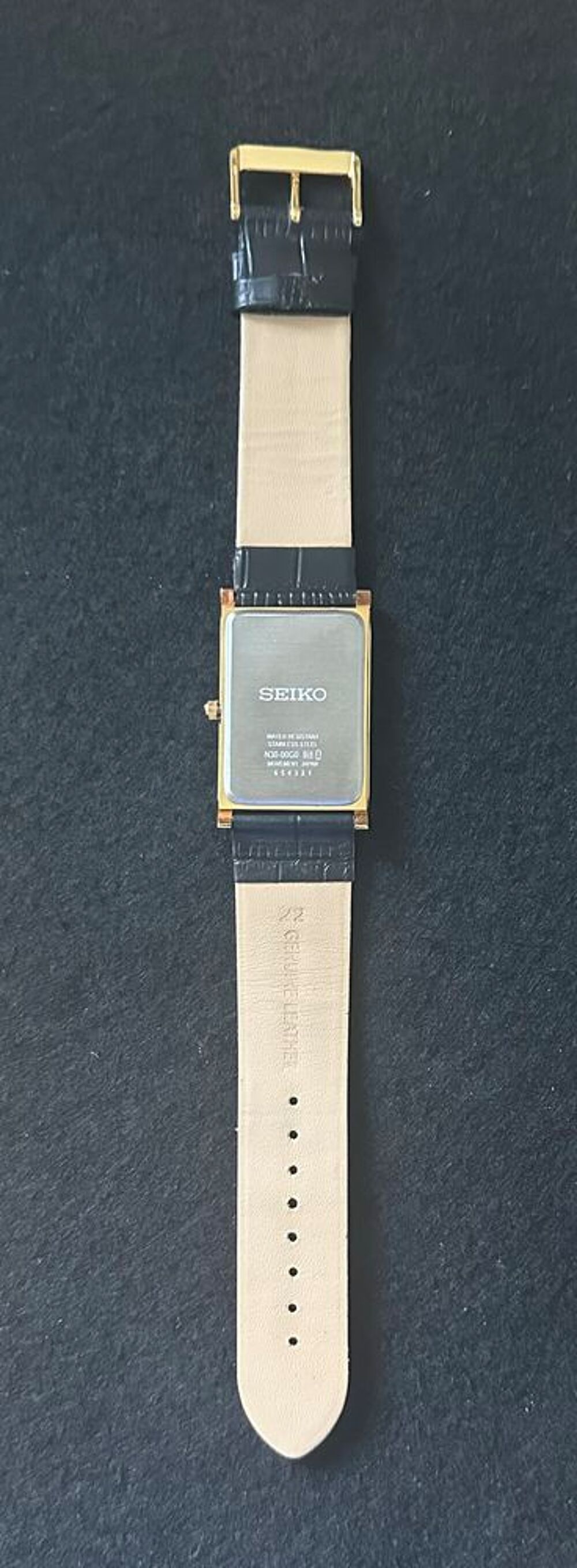 Montre vintage hommage Seiko Tank neuve Bijoux et montres